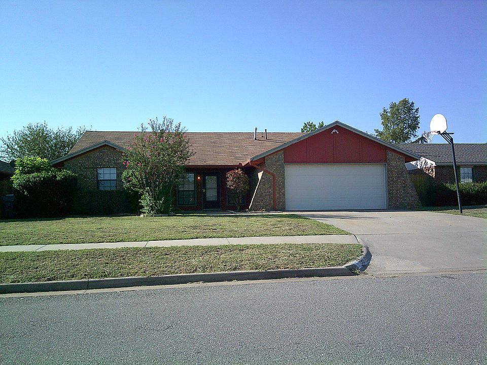 1st image of 6812 NW Willow Creek Dr