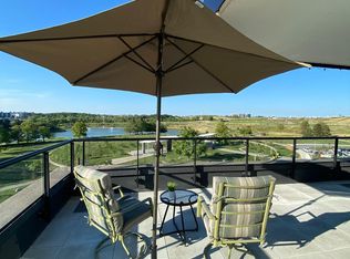 60 George Butchart Dr S #421, Toronto, ON M3K0E1