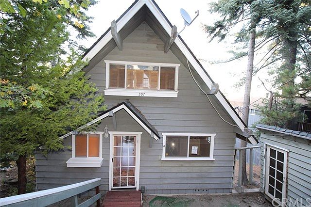 1st image of 597 Clubhouse Dr