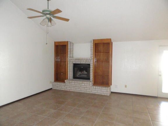 3rd image of 6725 Villa Hermosa Dr