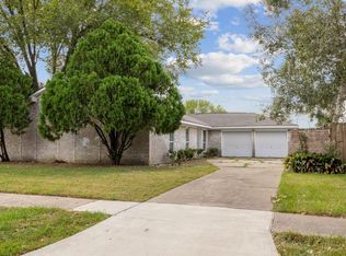 9423 Kristin Dr, Houston, TX 77031