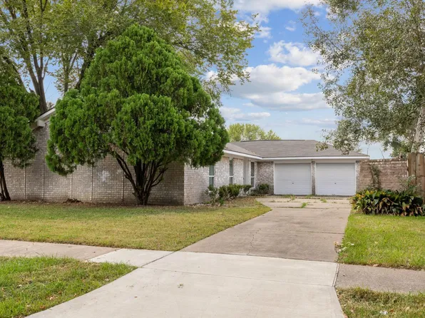 9423 Kristin Dr, Houston, TX 77031