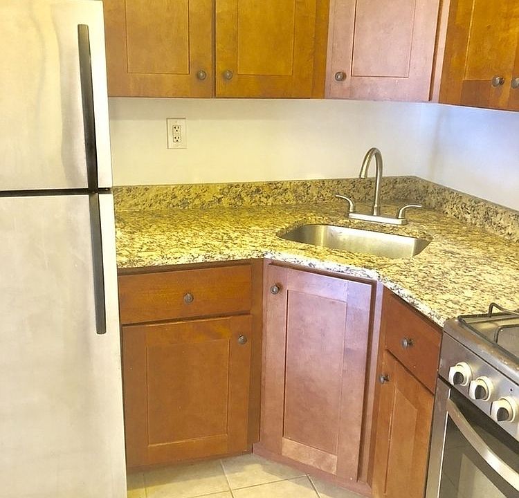 2nd image of 9830 67th Ave APT 6I