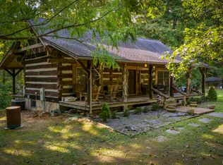 220 Timber Ridge Ln, Jonesboro, IL 62952