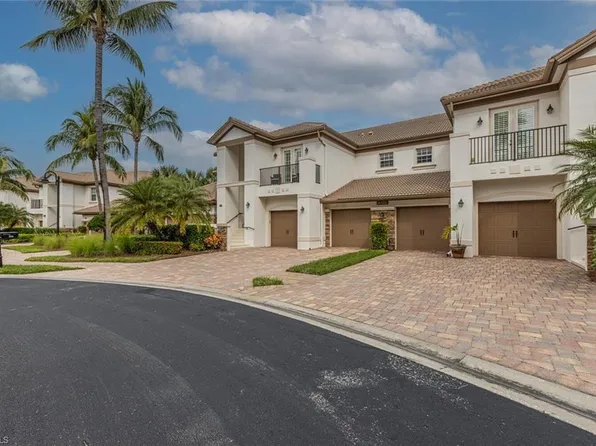 8085 Players Cove DR NE #201, NAPLES, FL 34113