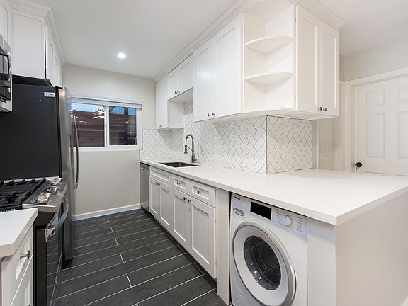 5th image of 12910 Walsh Ave #4