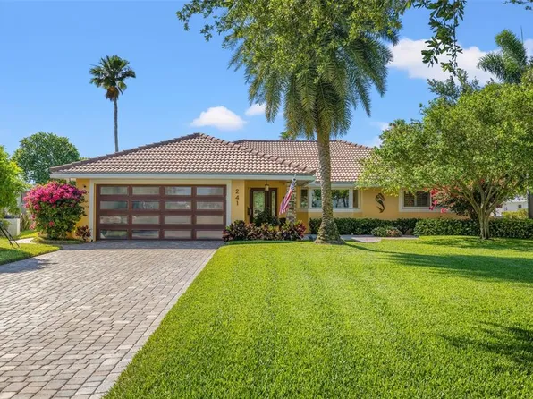 241 S Isle Dr, Saint Petersburg, FL 33706