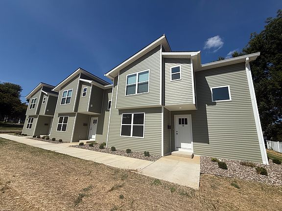 2nd image of 111 E Crutcher St