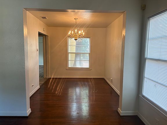 3rd image of 3403 Maryland Ave