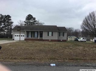 1311 Acer Ln, Albertville, AL 35951