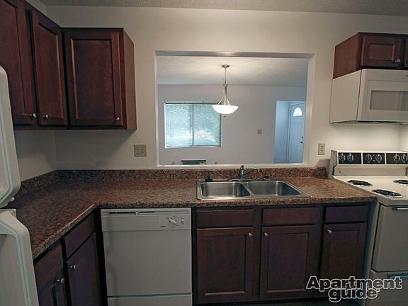 fully equiped kitchen