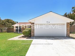 1312 Timbercrest Dr, Benbrook, TX 76126
