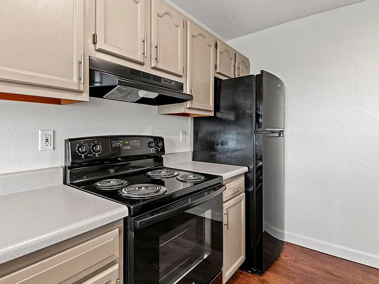 Metro Apartments At Bethalto — Photo 19
