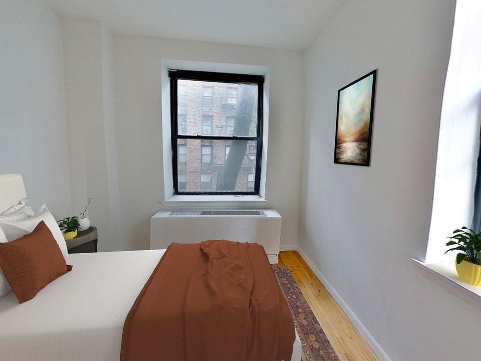 2nd image of 313 E 9th St #2