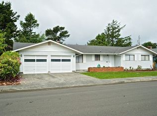 1240 S Columbia St, Seaside, OR
