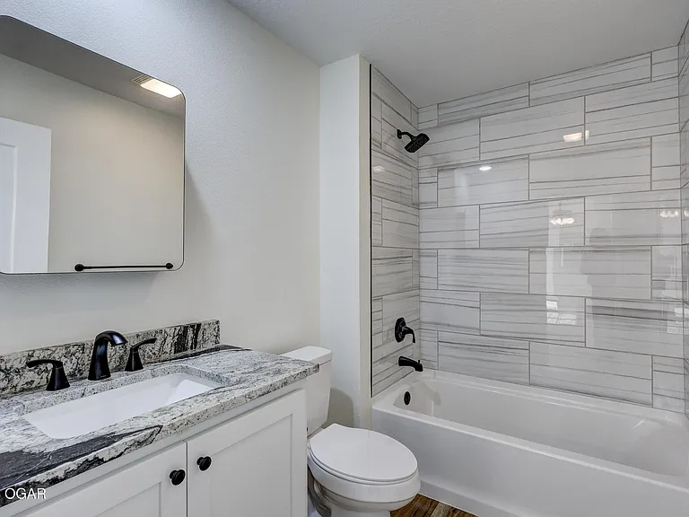 2907 S Jackson Ave — Photo 15