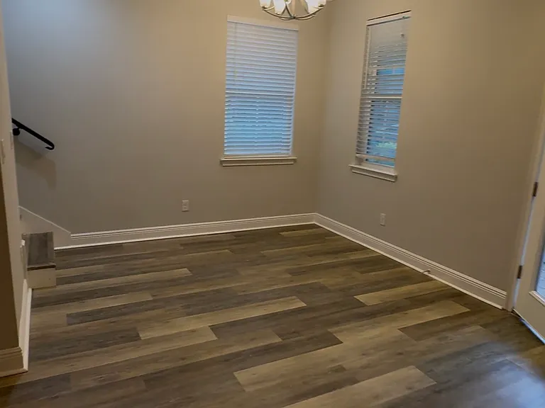 2607 S Brown Ave — Photo 14