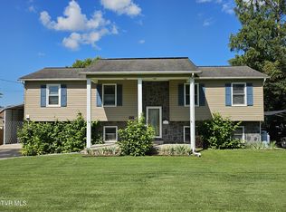 150 El Bowers Rd, Elizabethton, TN 37643