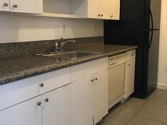 3rd image of 1020 NW 7th Ave #1091-207
