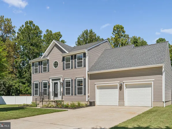 2802 Sagamore Ct, Pasadena, MD 21122
