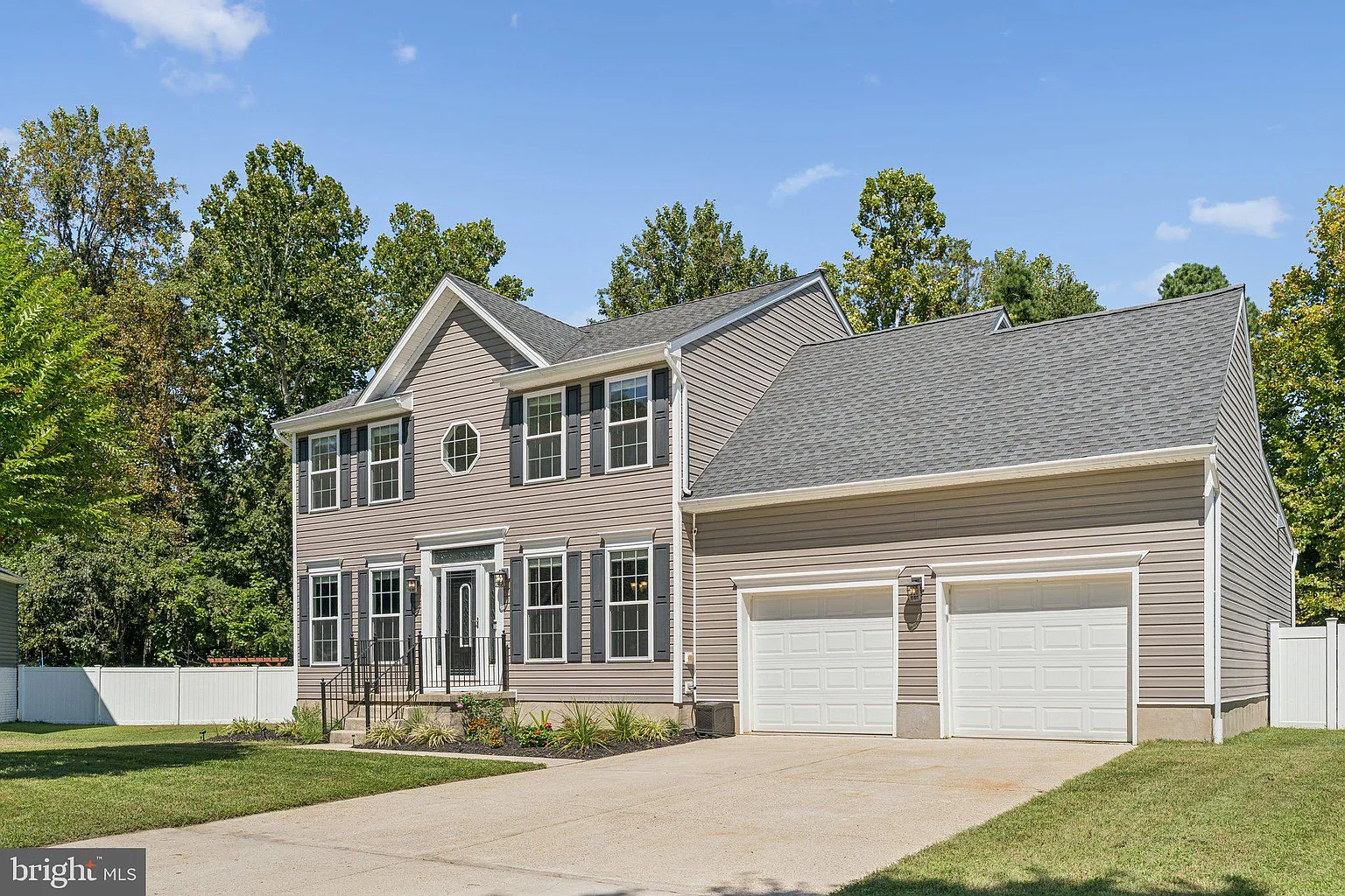 2802 Sagamore Ct photo 1