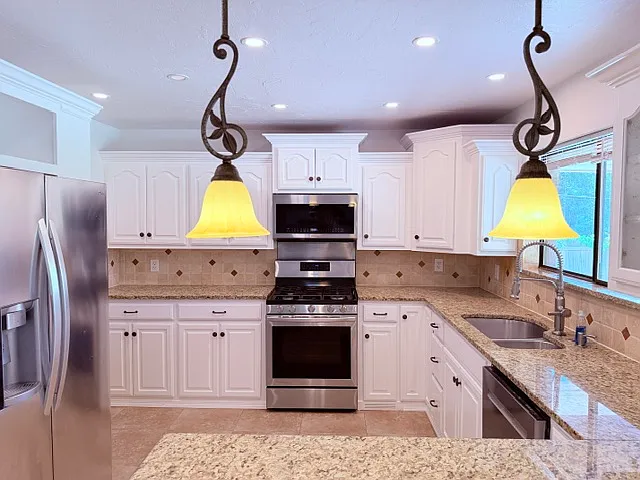 12301 Arrowhead Ter — Photo 6