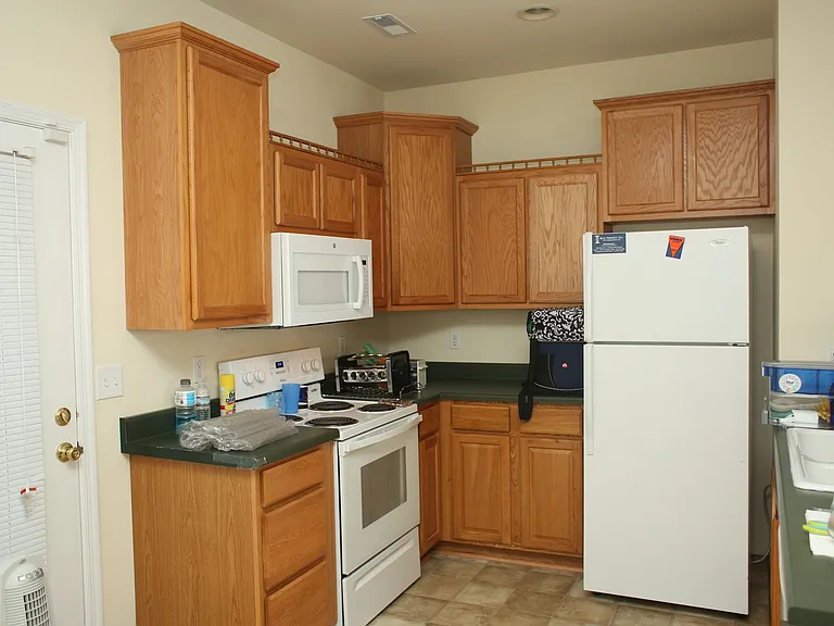 1719 Webland Park — Photo 8