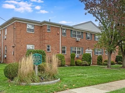 16 Knox Ter BUILDING 16-2D, Wayne, NJ, 07470