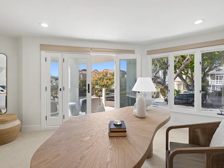 708 Iris Ave — Photo 13