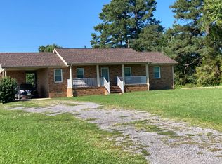 10800 Zilles Rd, Blackstone, VA 23824