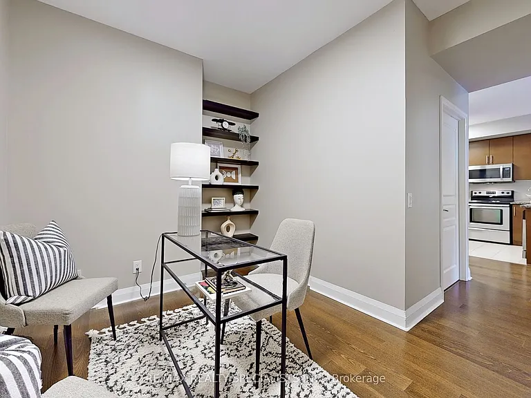1 Hurontario St #217 — Photo 12
