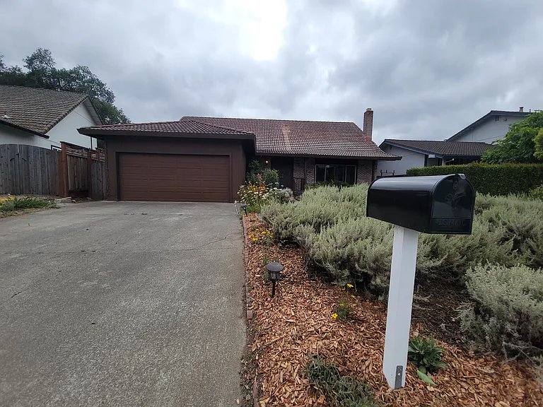 152 Vista View Pl — Photo 1