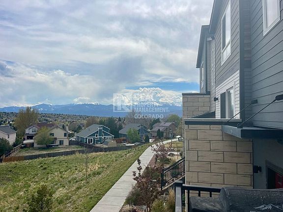 3rd image of 4183 Parkwood Trl