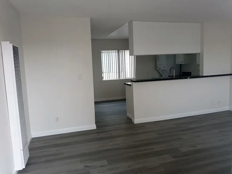 11431 Cedar Avenue — Photo 18