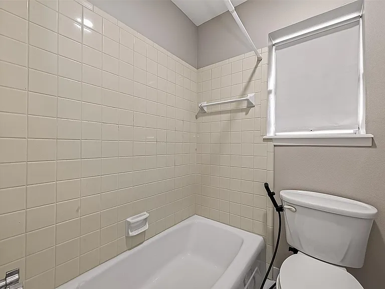 6649 De Moss Dr #649 — Photo 38