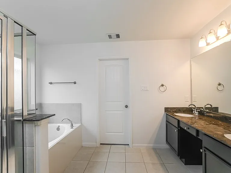5119 Gulf Stream Ln — Photo 11