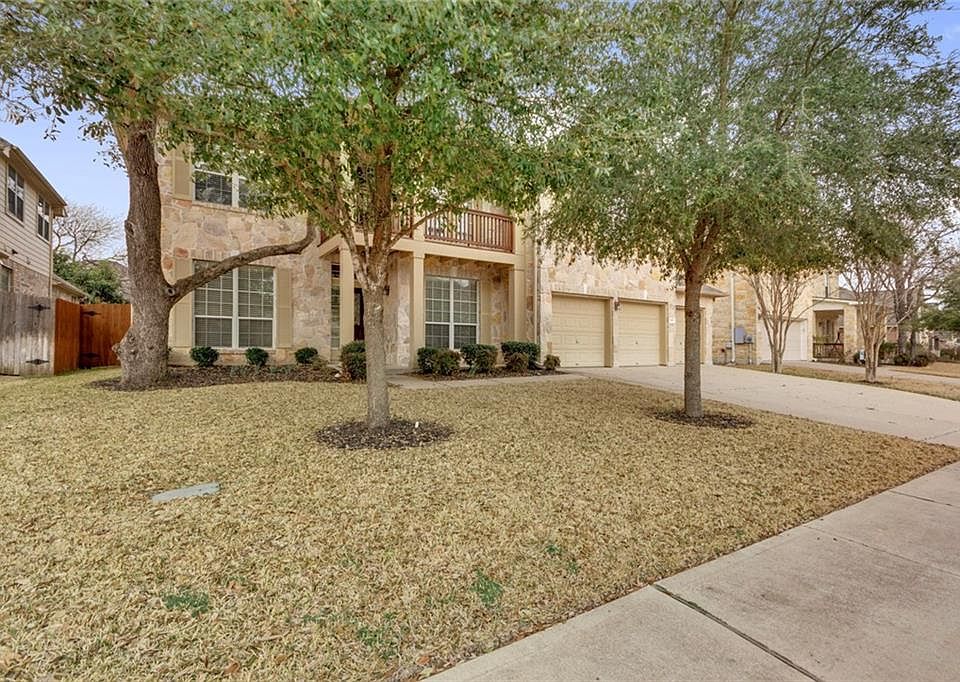 2nd image of 105 McBride Ln