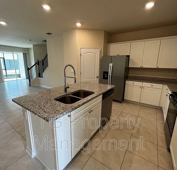 70 Oarsman Crossing Dr — Photo 4