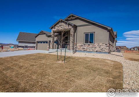 3rd image of 7970 Cherry Blossom Dr