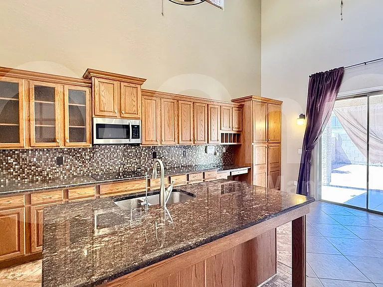 2747 W Silver Fox Way — Photo 9