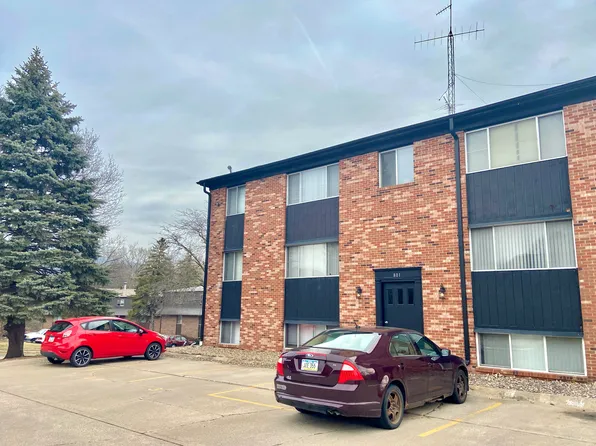 Oakcrest Street Apartments, 707 Oakcrest St #2B-1Ba-750Sqft, Iowa City, IA 52246