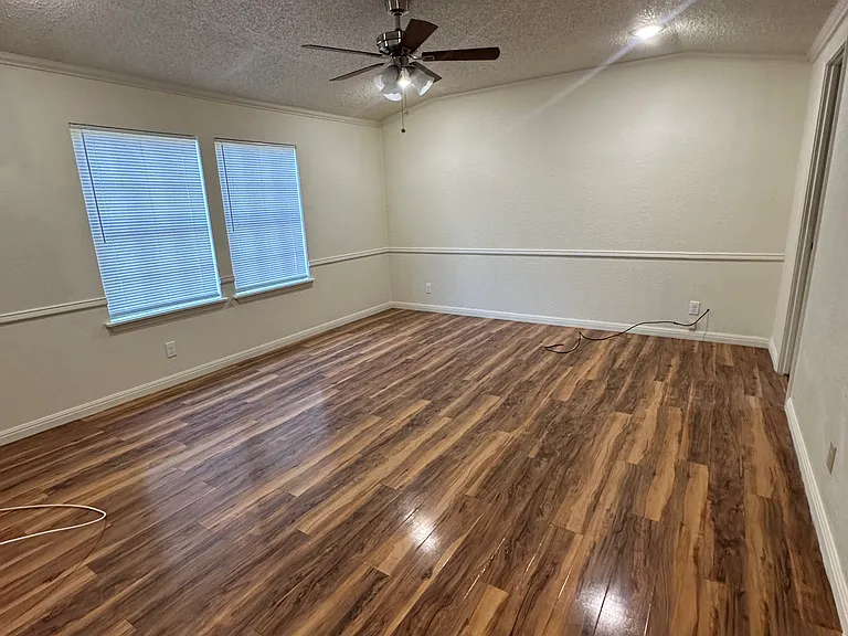 2705 Cypress Ln — Photo 15