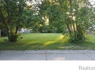 21159 Sunset Ave, Warren, MI 48091
