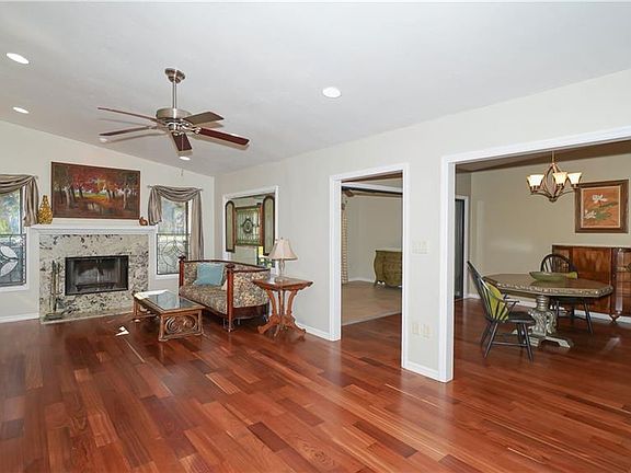 4th image of 4524 Forest Wood Trl #41