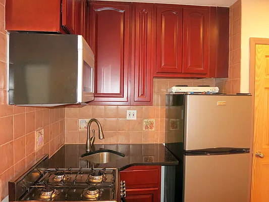 Rented by J Misrahi Realty Corp | media 18