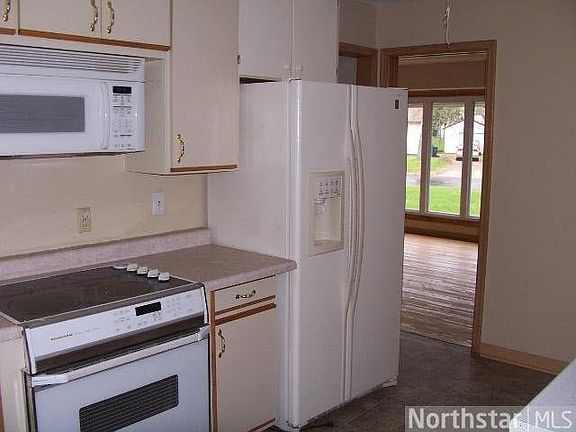 2nd image of 5927 Elmhurst Avenue