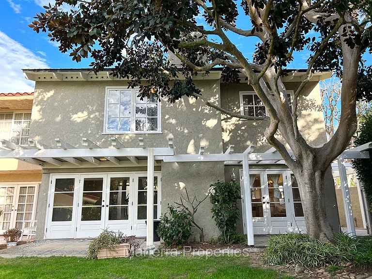2761 Vista Umbrosa — Photo 30