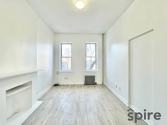 Rented by Spire Group | media 10