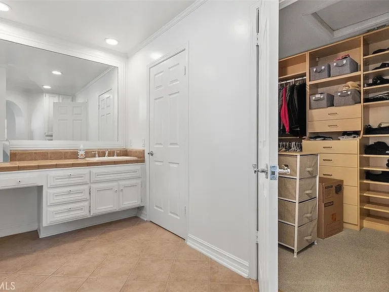 22241 Dardenne St — Photo 29
