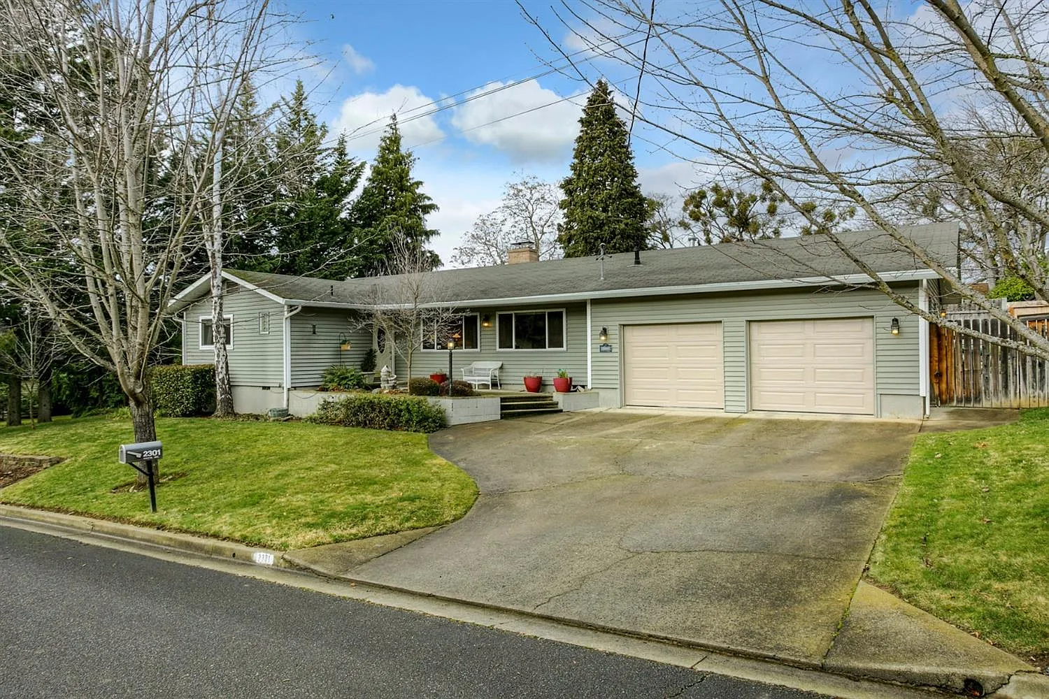 2301 Capital Ave photo 1